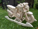 Schaukel-Motorrad aus Holz, Bildrechte wessix, 1-2-do.com