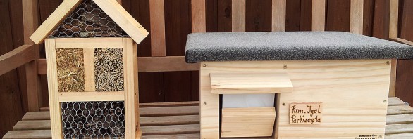 Insektenhotel und Igelhaus
