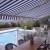 Markise an Terrasse und Pool