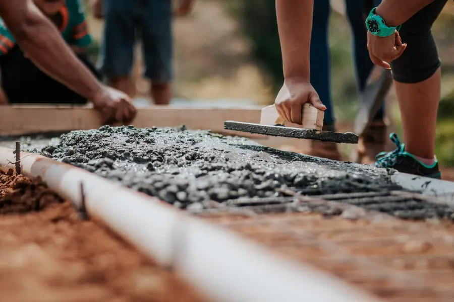 Betonfundament als Basis für stabile Verankerung