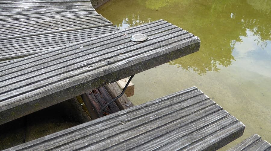 Holzsteg Holzdielen halten nicht mehr