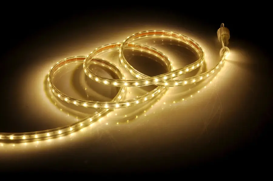 Warmweisse LED-Streifen kann man einfach per DMX steuern